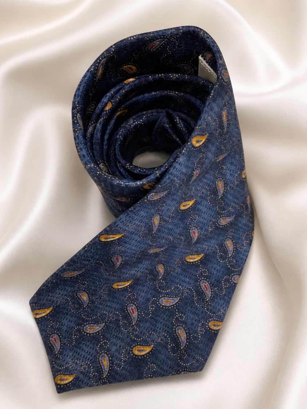 💥 Van Heusen Blue Paisley 100% Silk Tie